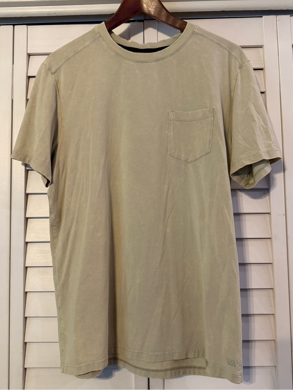 VRST Men's Pocket Tee - Size M